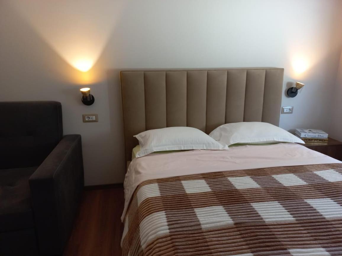 Penthouse Rooms & Aparts Tiran Dış mekan fotoğraf
