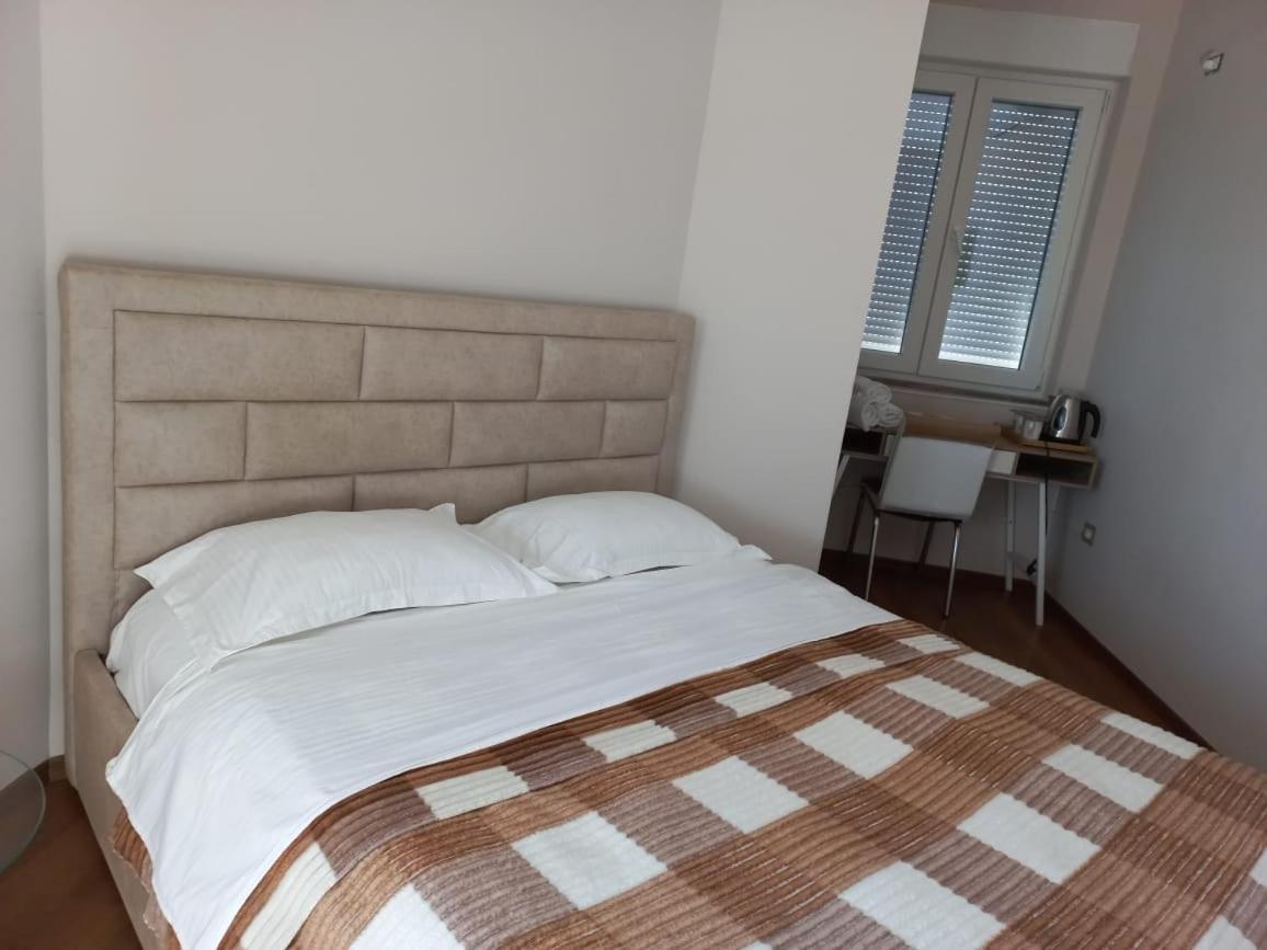 Penthouse Rooms & Aparts Tiran Dış mekan fotoğraf