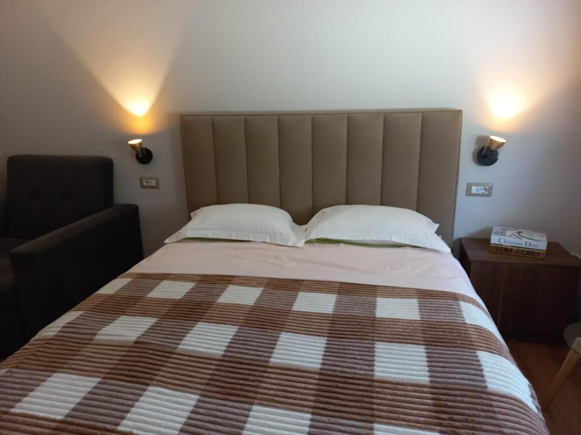 Penthouse Rooms & Aparts Tiran Dış mekan fotoğraf