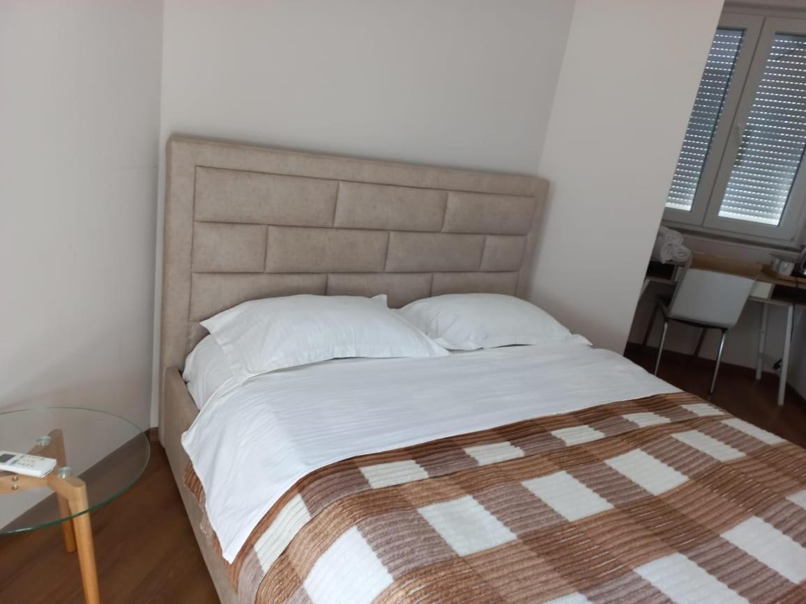 Penthouse Rooms & Aparts Tiran Dış mekan fotoğraf